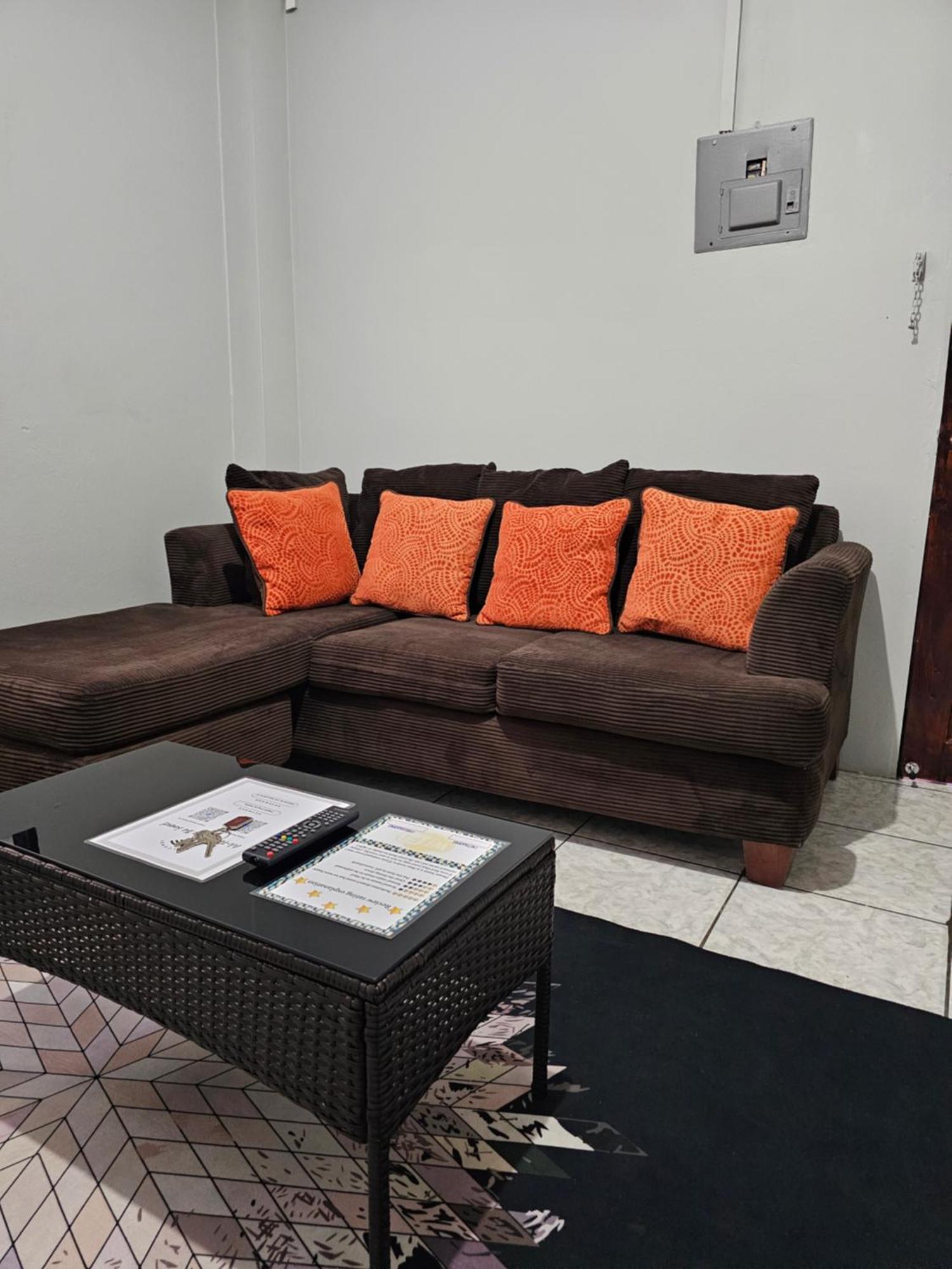 2Br Apt In St Helena - 6Mins From The Airport Perfect For Short And Long Stays Piarco Exterior foto
