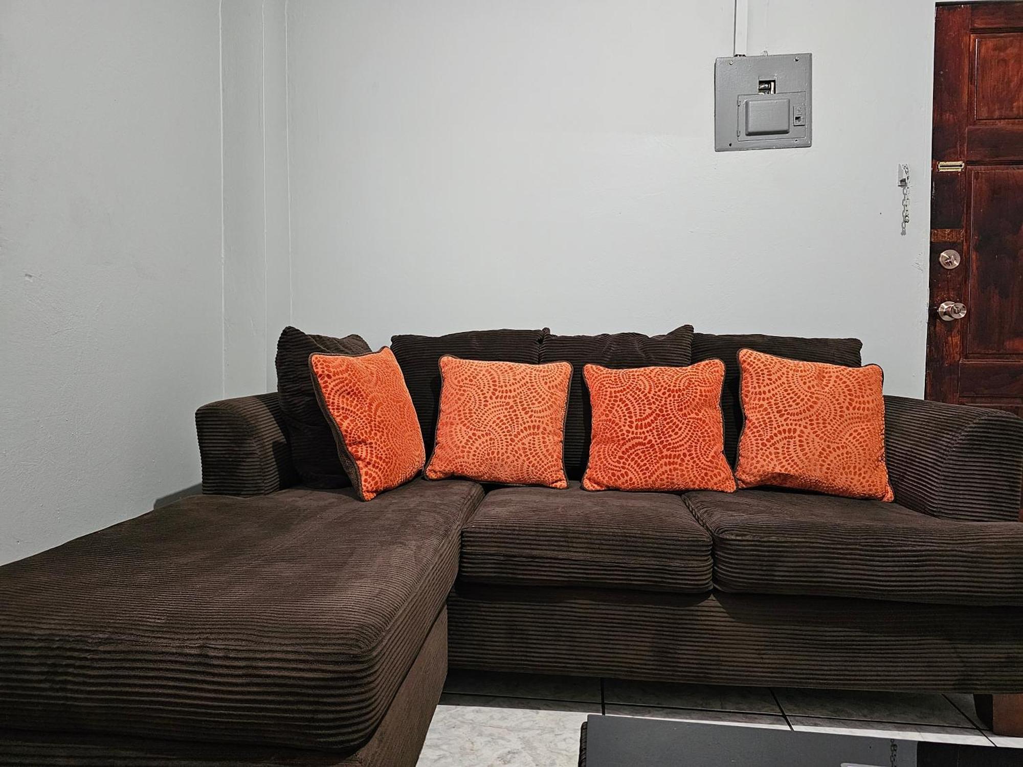 2Br Apt In St Helena - 6Mins From The Airport Perfect For Short And Long Stays Piarco Exterior foto